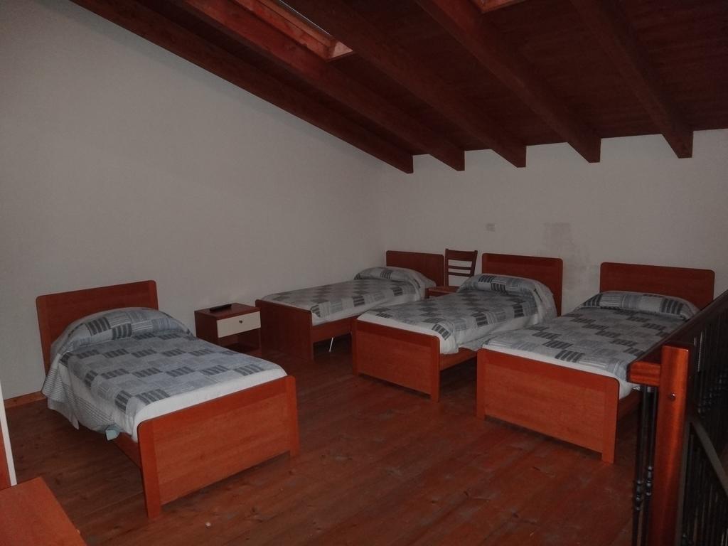 Agriturismo San Valentino Castellarano Rum bild